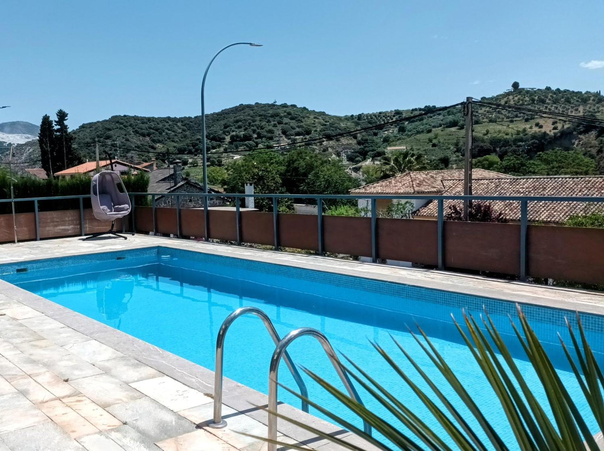 Villa Sierra Huetor Santillan Exterior photo